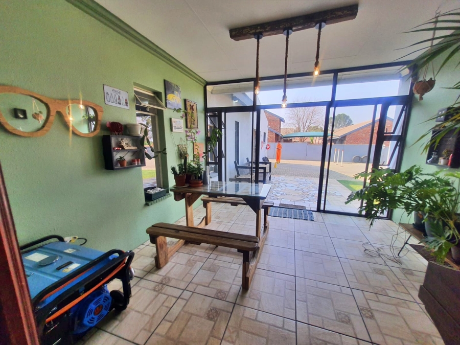 3 Bedroom Property for Sale in Miederpark North West
